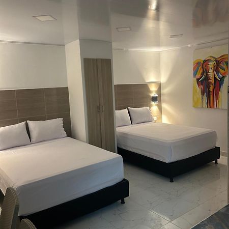 Hotel Brisas Del Mar Санта Марта Екстериор снимка