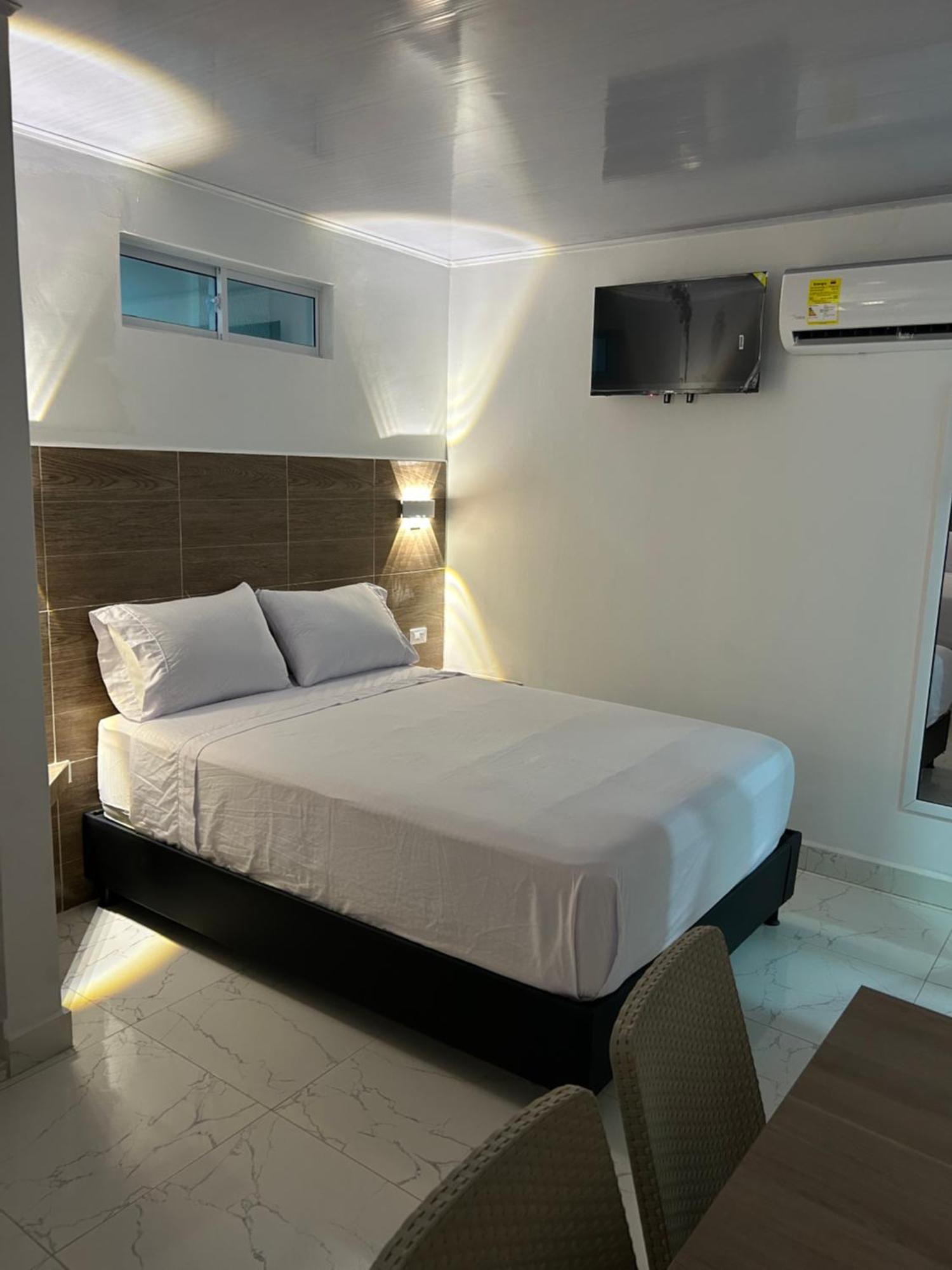 Hotel Brisas Del Mar Санта Марта Екстериор снимка