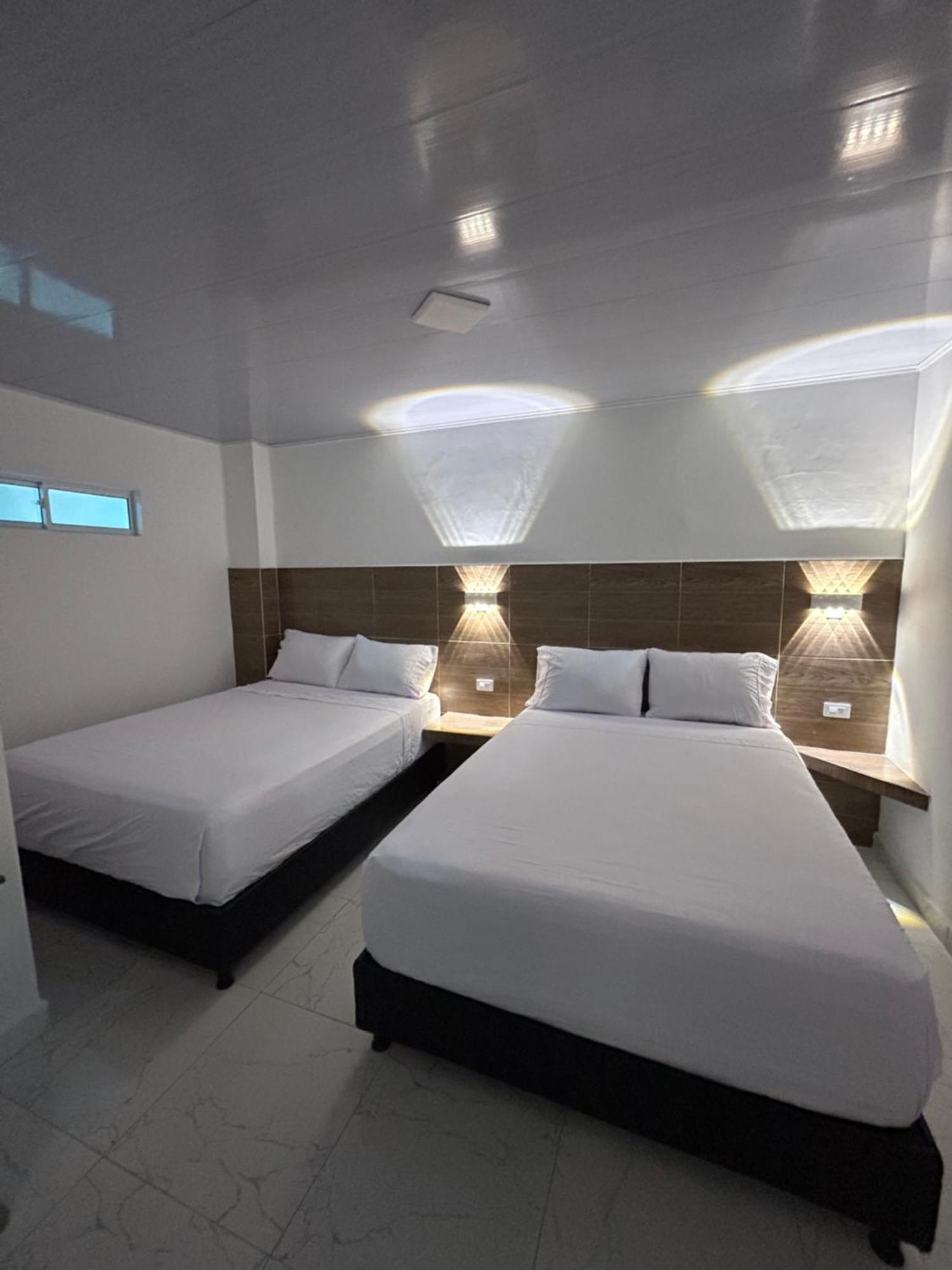 Hotel Brisas Del Mar Санта Марта Екстериор снимка