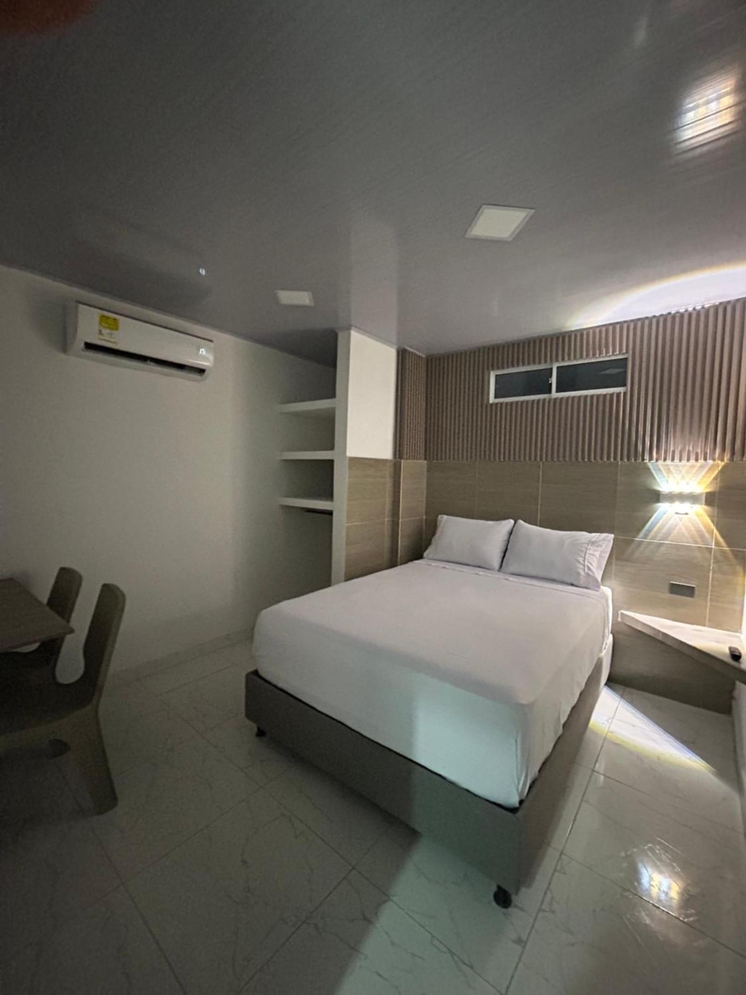 Hotel Brisas Del Mar Санта Марта Екстериор снимка
