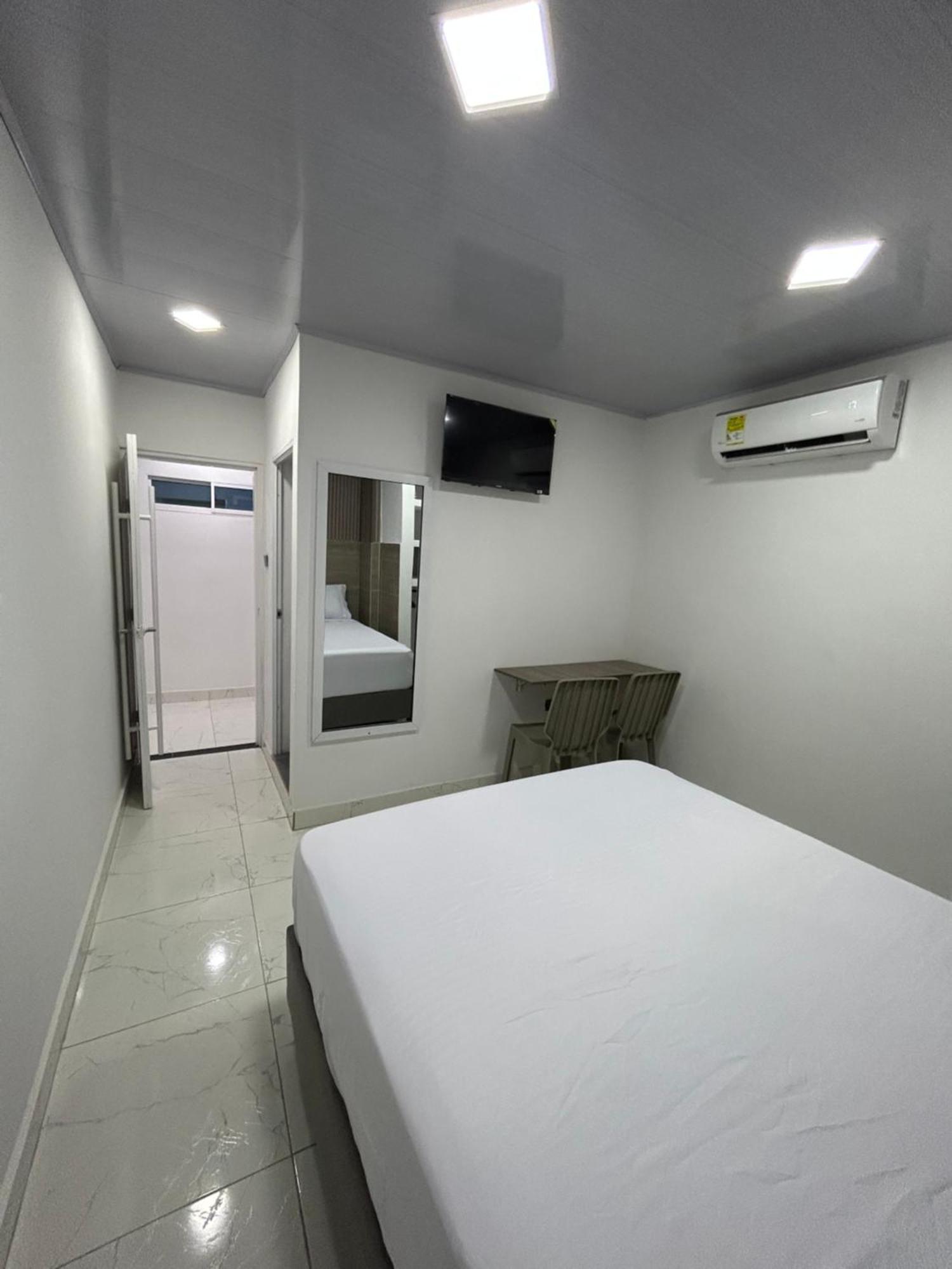 Hotel Brisas Del Mar Санта Марта Екстериор снимка