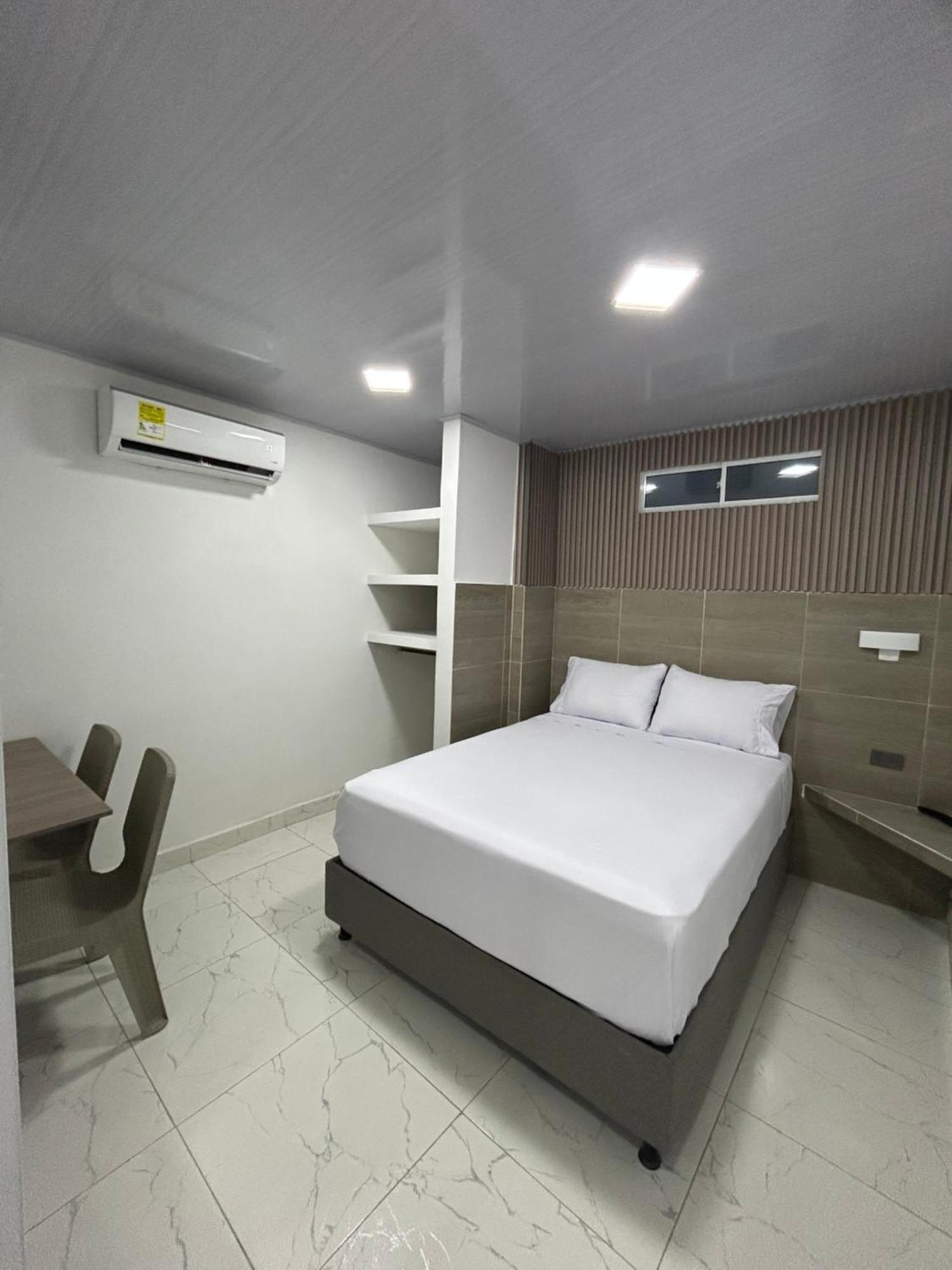 Hotel Brisas Del Mar Санта Марта Екстериор снимка